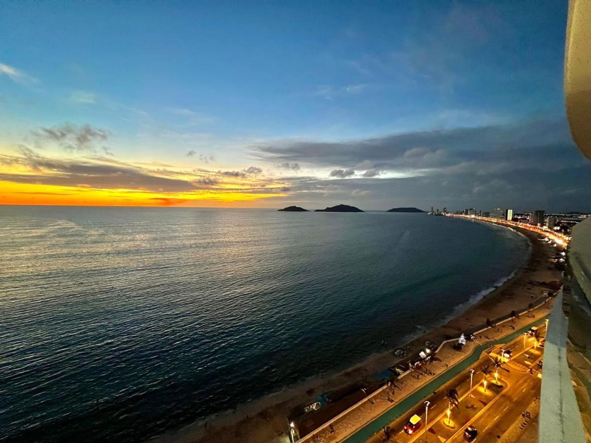 Апартаменты Sunset View Malecon 1404 Vista Panoramica Al Mar Масатлан Экстерьер фото